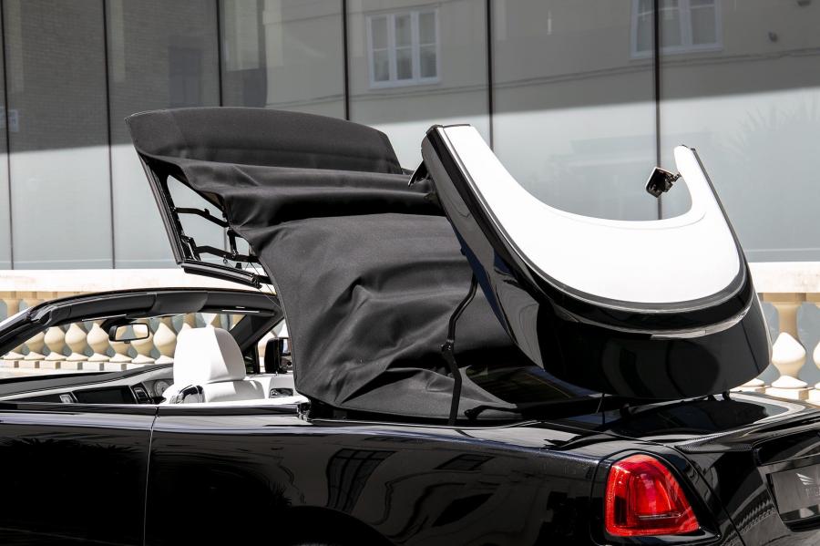 Детали экстерьера Rolls-Royce Dawn by ONYX Concept 2017 года  (фото 15 из 35)